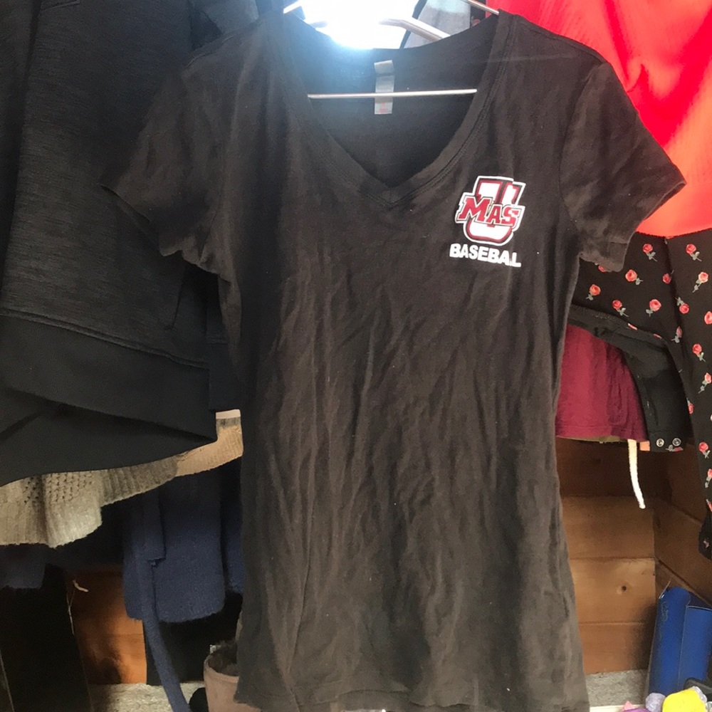 Umass baseball v neck